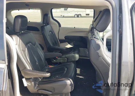 2020 Chrysler Pacifica Touring L from USA, damaged, VIN 2C4RC1BG9LR268909